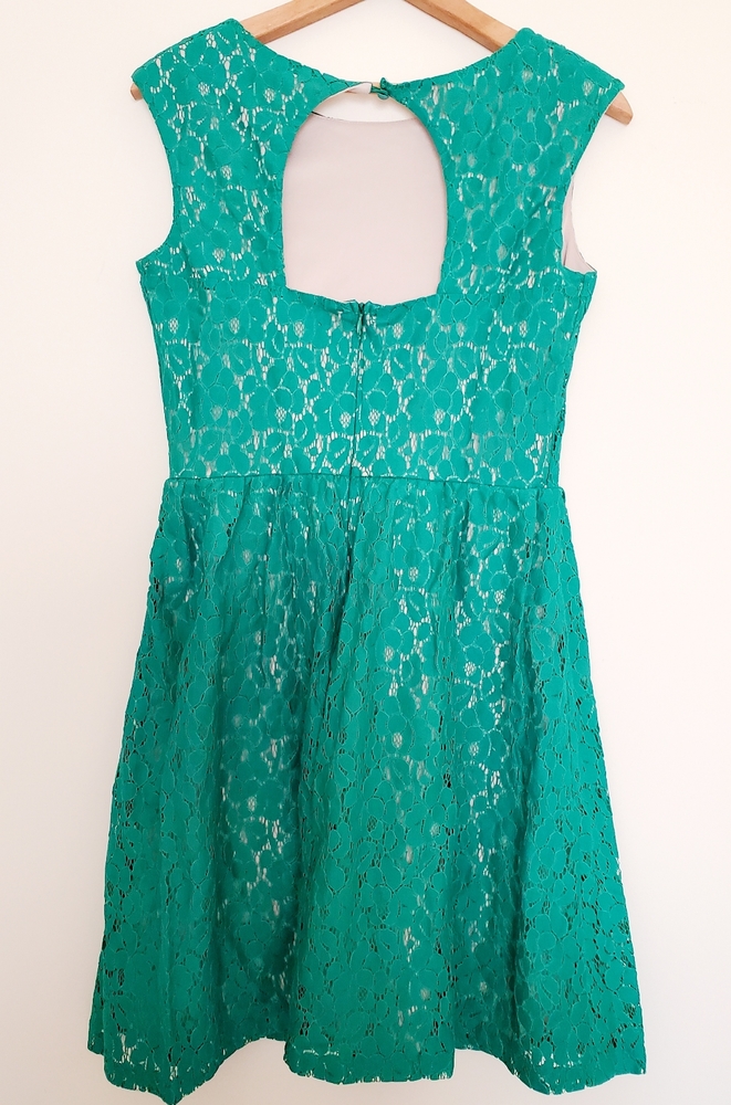 En Focus Studio green lace dress - Picture 5 of 8